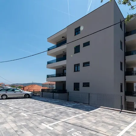 Adriana Apartment